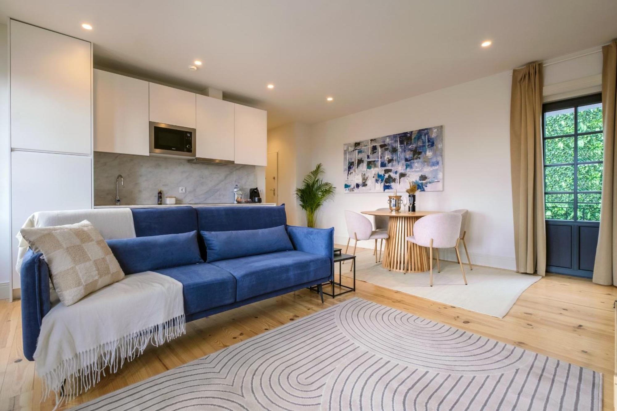 Art Deco 42 Luxury 2br Downtown Metro Ac *