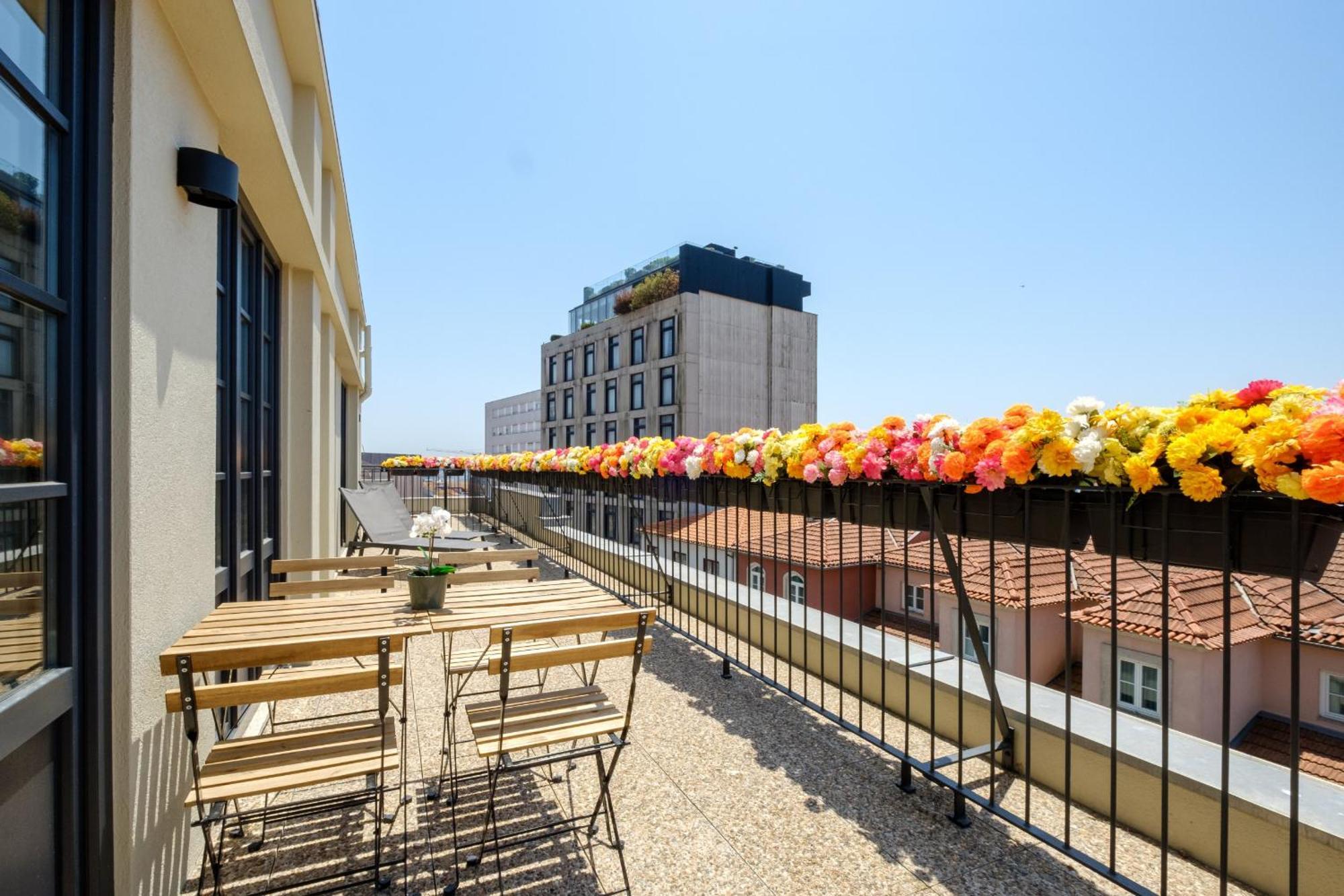 Appartement Art Deco 42 Luxury 2br Downtown Metro Ac Oporto