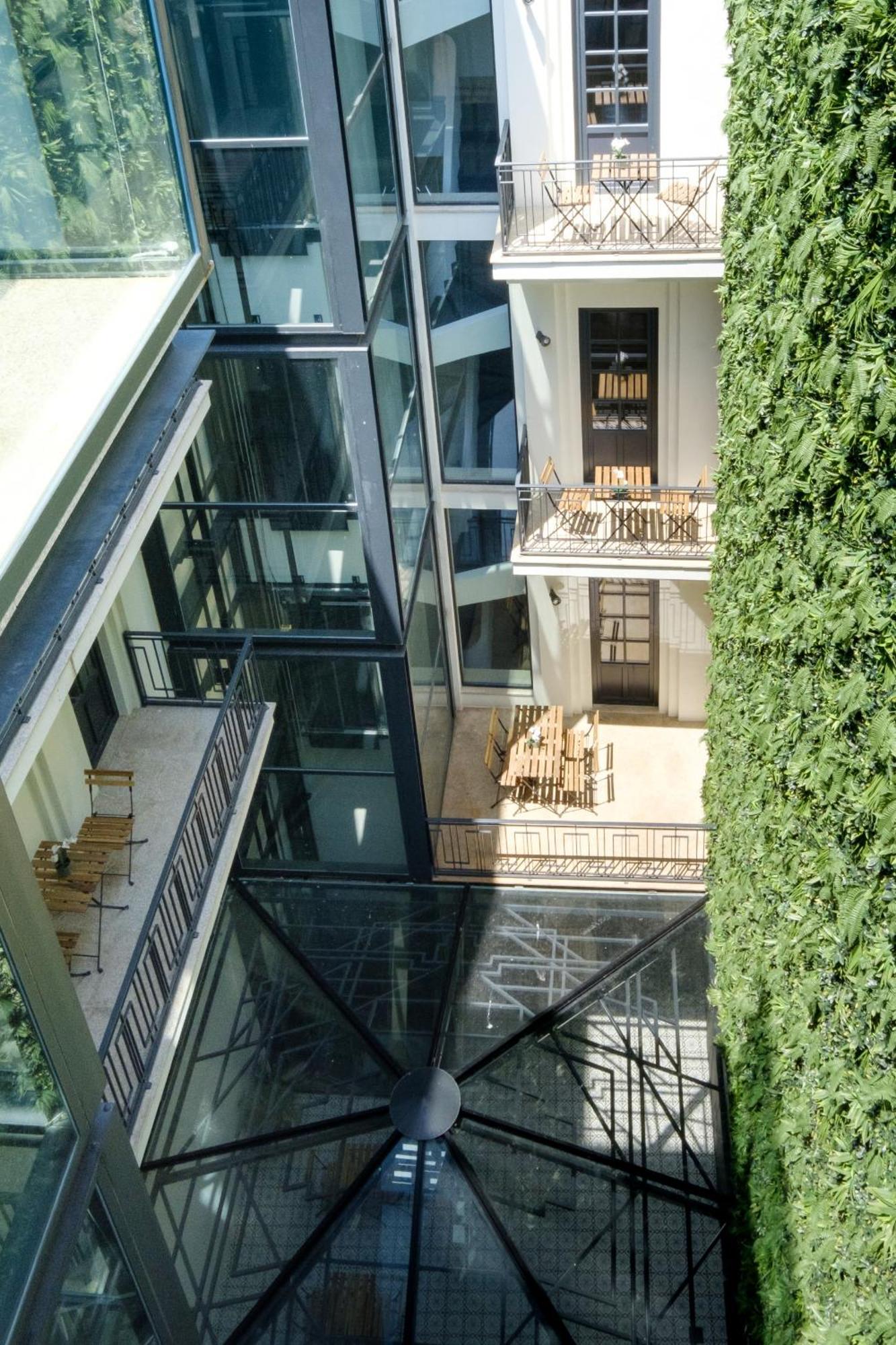 Art Deco 42 Luxury 2br Downtown Metro Ac * Oporto